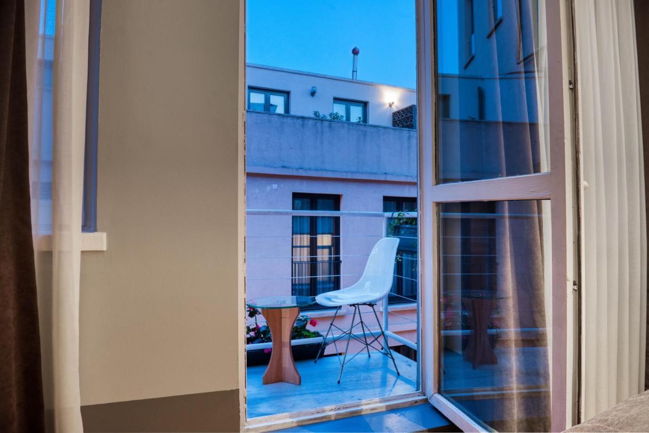 Mayer Loft Suites Истанбул Екстериор снимка