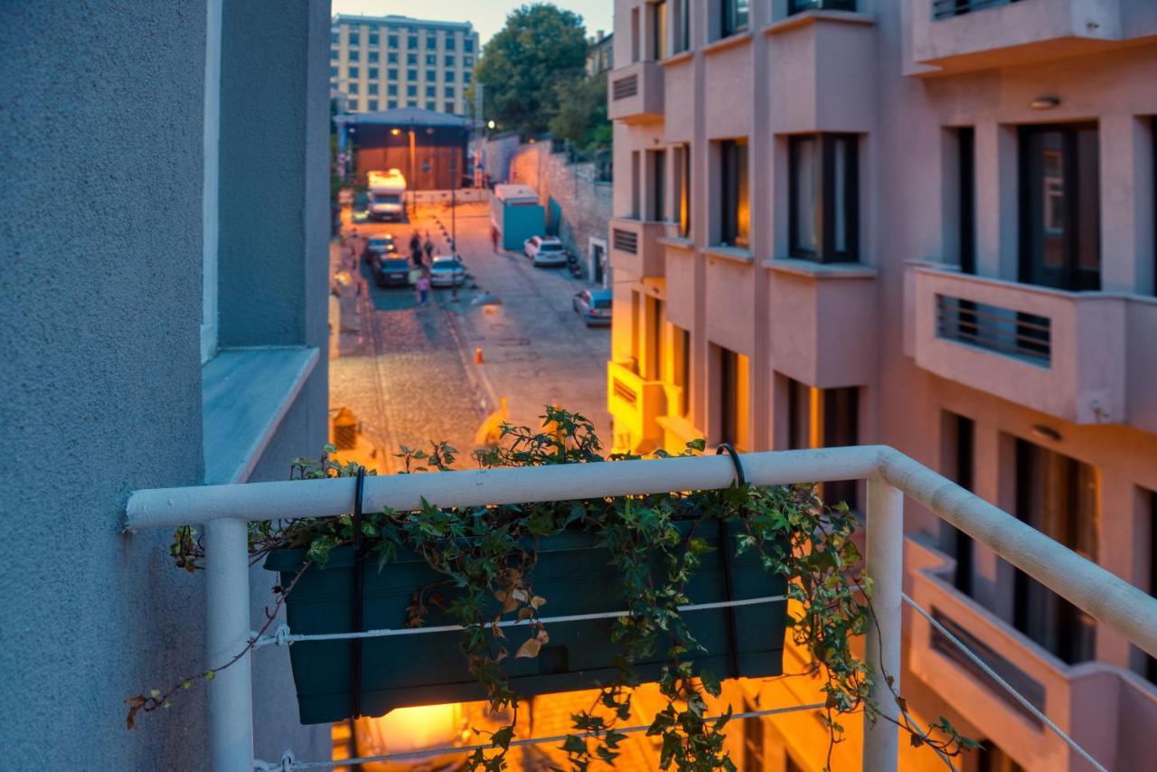 Mayer Loft Suites Истанбул Екстериор снимка