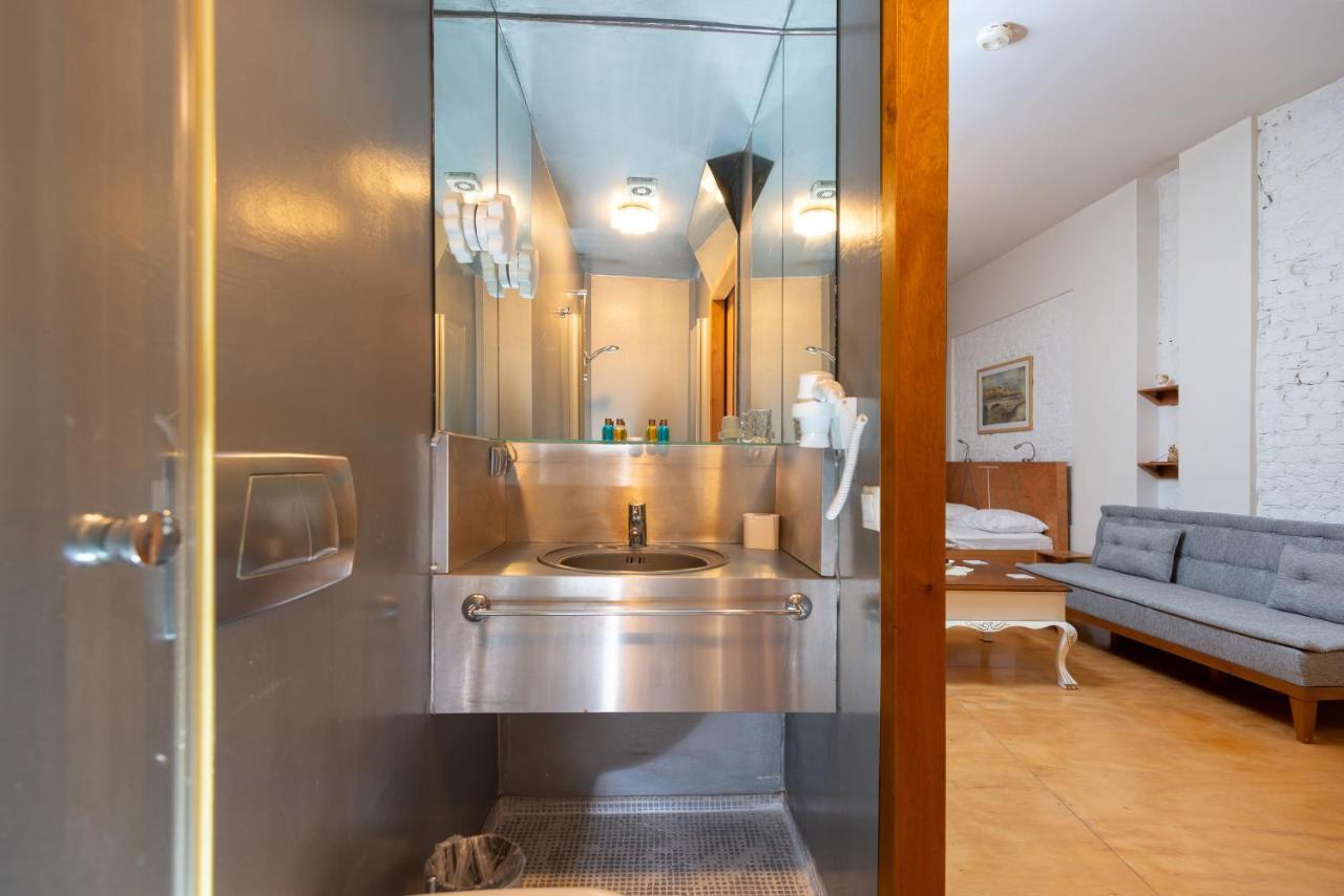 Mayer Loft Suites Истанбул Екстериор снимка
